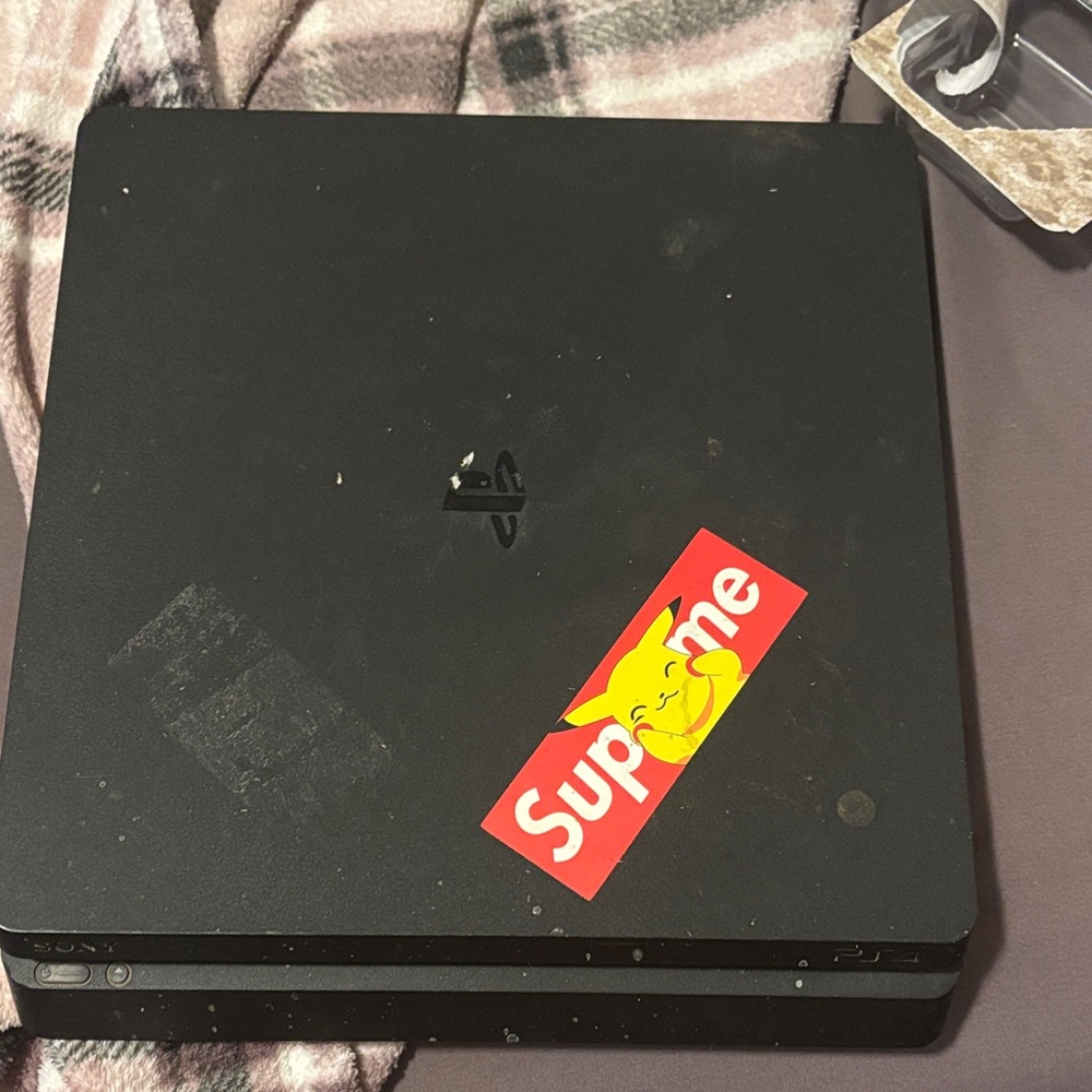 PS4 slim